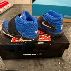 Blue Kyrie 2 Toddler Size 9